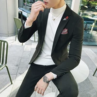 Mùa thu Hàn Quốc nhỏ phù hợp với nam nhỏ Nhà tạo mẫu tóc Hàn Quốc Slim hộp đêm dài tay phù hợp với nam phù hợp với váy cưới thủy triều vest nam hàn quốc