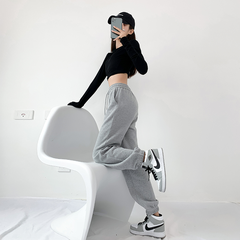 European and American draw rope grey sports pants women 2021 new loose bunches for spring and autumn season with lean and casual outburst of sweatpants