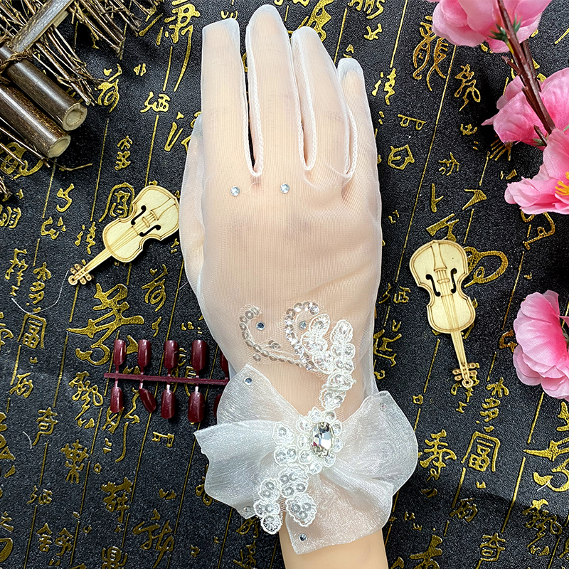 Korean wedding dress bride marriage lace short five fingerdress dress accessories spring and summer lace gloves photograph