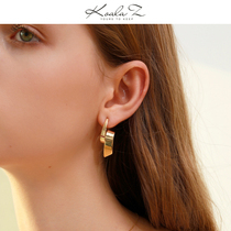 Niche design cold air asymmetric metal ribbon irregular commuter earrings without ear hole ear clip female Europe and America