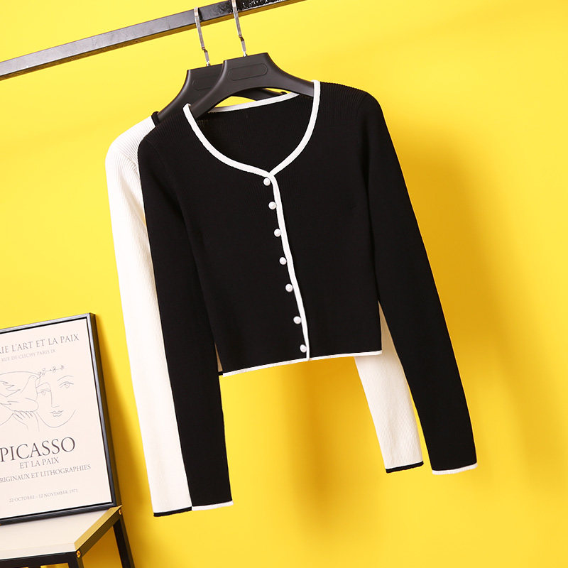 Rammed collar Long sleeves Knitted Sweatshirt T-shirt Woman Spring Autumn 100 Hitchhiking Pearl Buttoned Out for a small Fragrant Breeze Short blouses