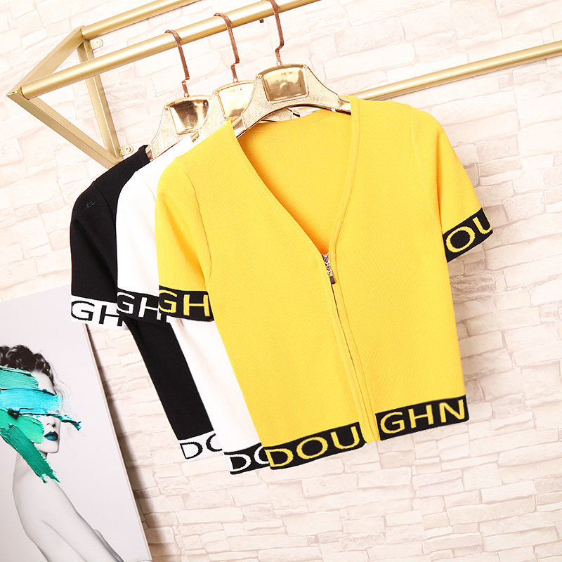 Black and white zipper short-sleeved T-shirt women's V-neck knitted letter bottoming cardigan outer wear high waist slim short top trendy