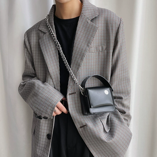 Маленькая цепь подходит для мужчин и женщин, нагрудная сумка, сумка через плечо, небольшая сумка, изысканный стиль, Южная Корея