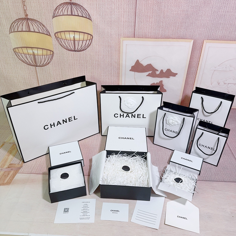 Chanel Chane Packaging Paper Bag Empty Box Perfume Lipstick Hand Cream Clothes Scarf Gift Bag