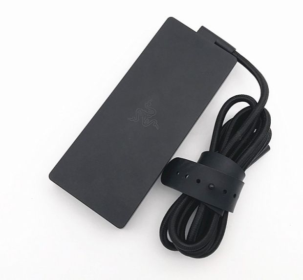 Original Razer Razer Blade 230W Power Adapter RZ09-02886 Charger 19 5V11 8A