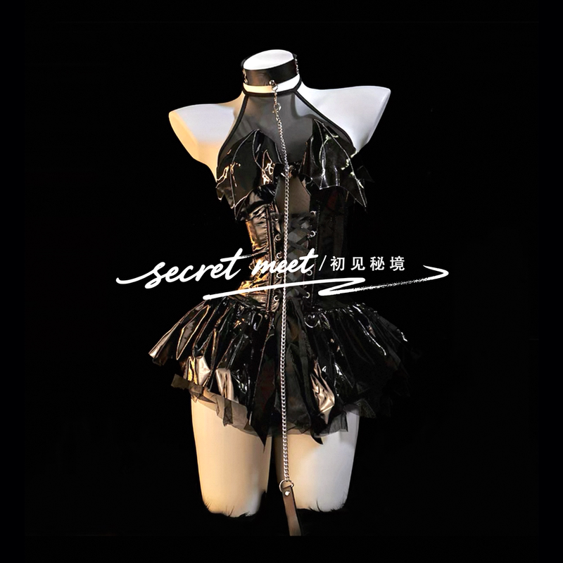 First Encounter with the Secret Realm: "Night Visit to the Witch" Sexy Little Devil Two-Dimensional Cos Uniform Pu Pure Desire See-Through Women's Short Skirt First Encounter with the Secret Realm: "Night Visit to the Witch" Sexy Little Devil Two-Dimensional Cos Uniform Pu Pure Desire See-Through Women's Short Skirt