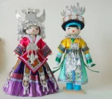 Xiaoqing 36 см. Красочные костюмы, этническая человеческая кукла Miao.