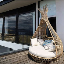 Outdoor lying bed vacation beach round bed rattan leisure sun bed sales office hotel sofa courtyard balcony lounge chair