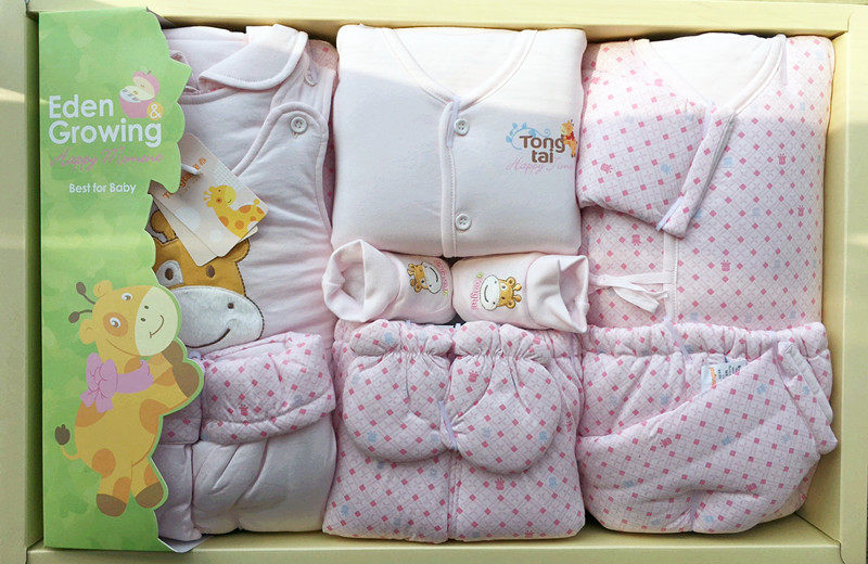 Coffret cadeau pour nouveau-né - Vêtements + Accessoires - Ref 1956886 Image 3