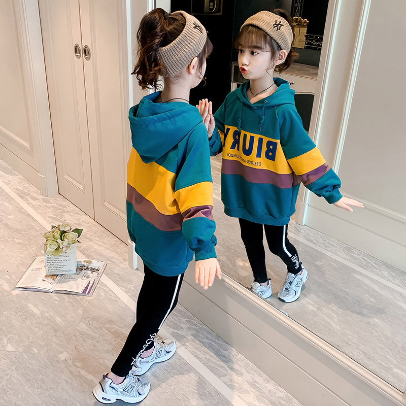 Girls' autumn sweater 2022 new foreign style children's bottoming shirt spring and autumn middle and large children's clothing Internet celebrity tops trendy style