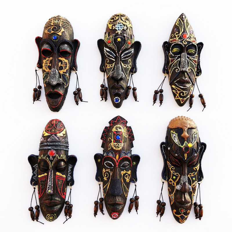 African Style Hanging Ornaments South Africa Kenya Creative Mask Pendants Hand-Painted Resin Crafts Decorative Ornaments