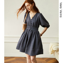 Half sleeve V-neck dress autumn 2021 new female little print bubble sleeve French waist skirt