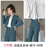 Пиджак классического кроя, штаны, эффект подтяжки