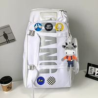 Белая джинсовая подвеска, значок