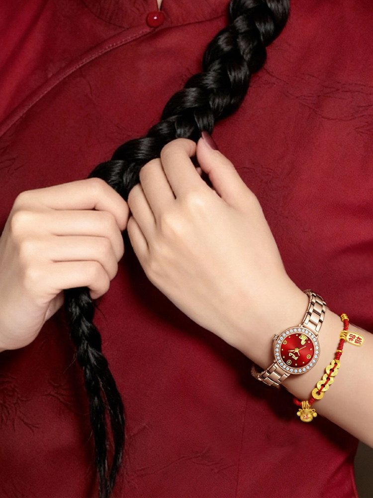 Fila New Year's Gift Light Luxury Small Green Watch Gift Box for Girlfriend's Birthday Gift New Watch Model 6746