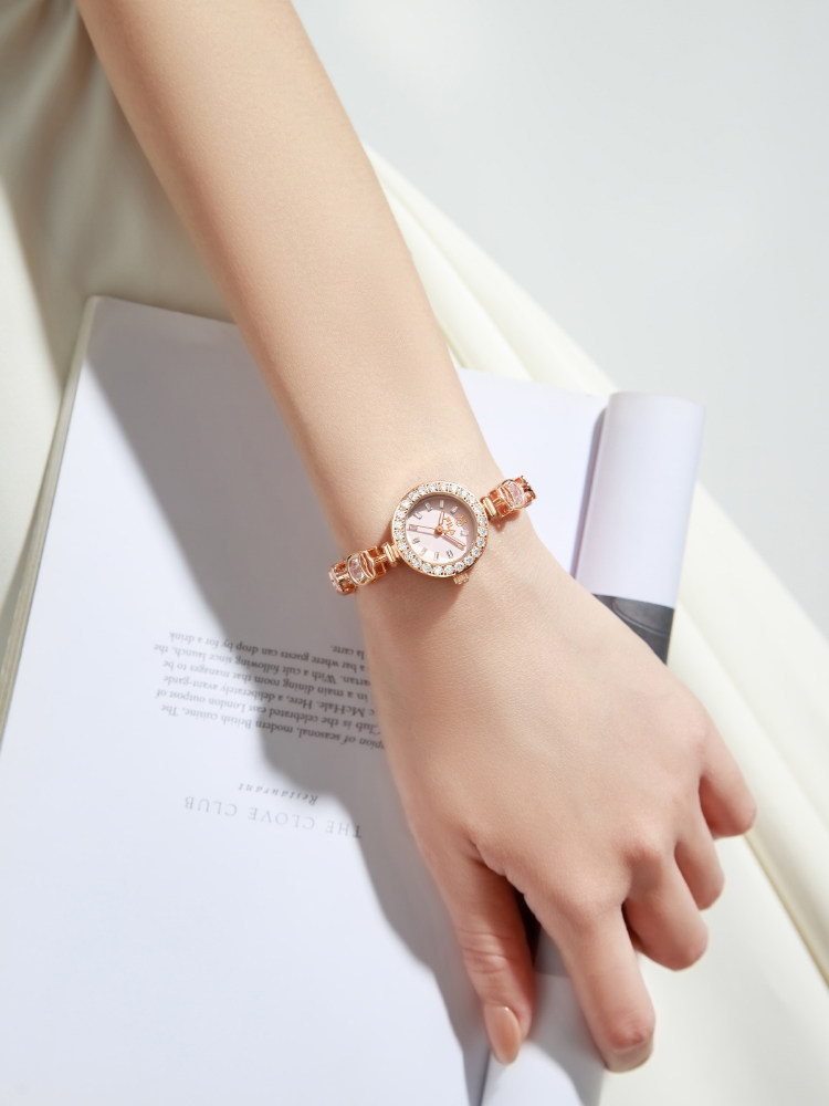 Fila Niche Design Mermaid Watch, Light Luxury, Gift for Girlfriend's Birthday, Gift for Best Friend, New Year's Gift 6727