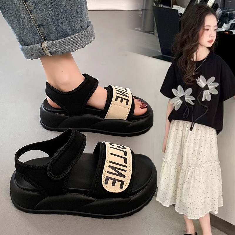 Summer 2026 new style girls' sandals: Versatile casual princess sandals for little girls and light beach shoes for big kids
