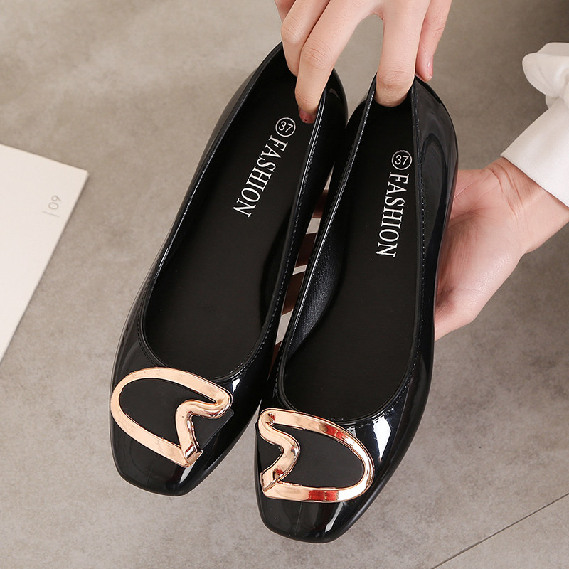 Low-top fashion rain boots waterproof shoes rain boots flat-bottomed jelly stepping on water rubber shoes overshoes female adult non-slip summer