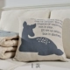 Gối chăn đôi sử dụng dày ba trong một đệm sofa điều hòa ô tô là văn phòng ngủ trưa chăn gối nghỉ trưa gối ghế
