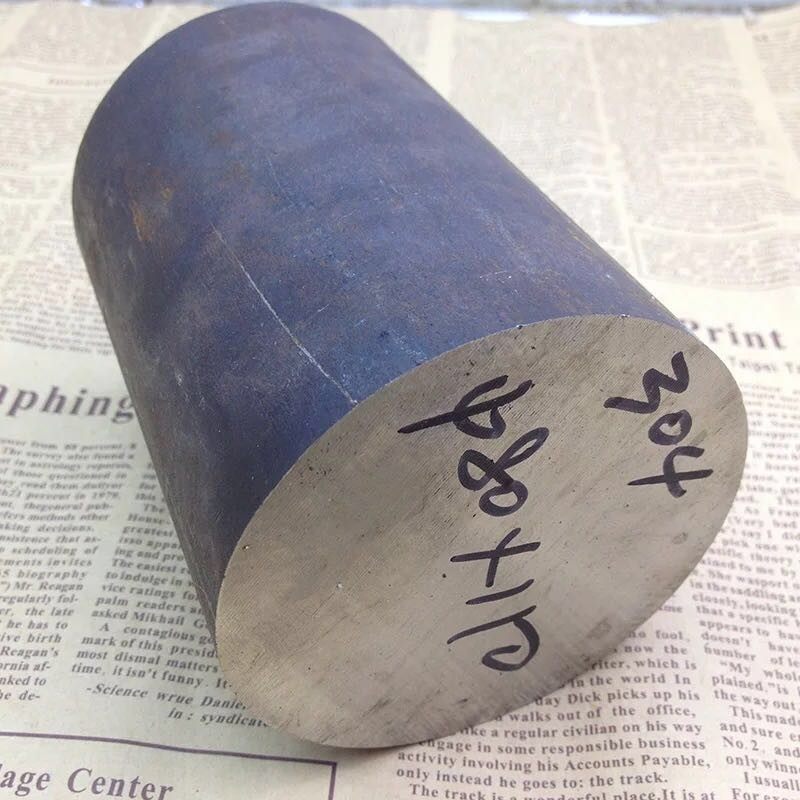 Stainless steel 304 solid round steel zero cut machining black stick hexagonal cut optical axis full minus discounted mail round stick 316l