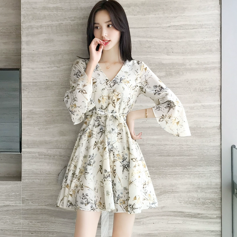 Mùa xuân và mùa hè 145 kiểu mới XS nhỏ nhắn ngắn 150 cm cao 155 phụ nữ váy voan hoa cổ chữ V siêu ngắn - váy đầm
