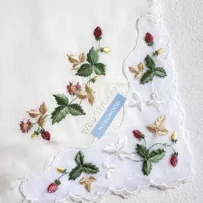 Japanese imported WEDGWOOD weechwood Ladies embroidered cotton handkerchief handkerchief scarf sweat towel strawberry flower