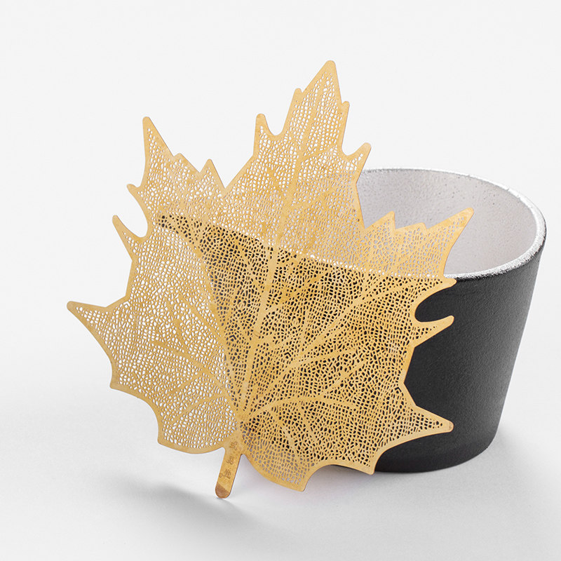 De kiln brass creative Bodhi leaf tea drain Gongfu tea accessories Maple leaf tea separator Gongfu tea drain