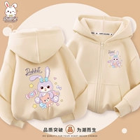 Мягкий белый кардиган, кукла