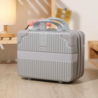 Серебристо-серый