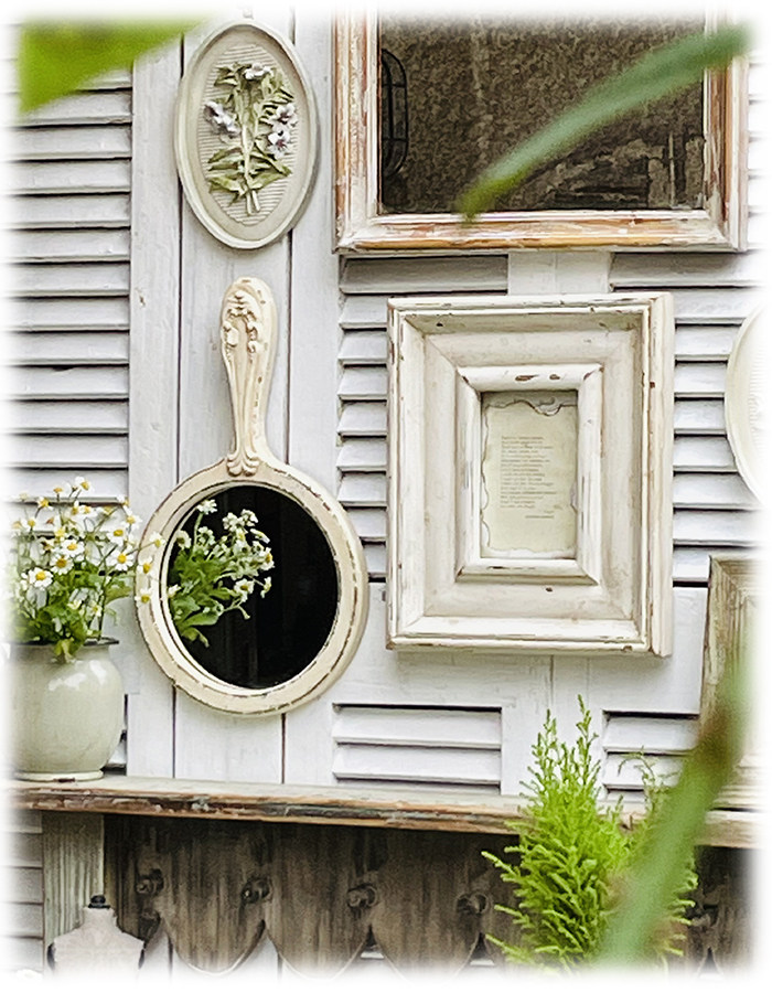 French wooden retro - making old antique wall hanging mirror classic wall - decoration welfare style