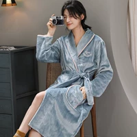 Светло -голубая бао Bian Polyn Girl