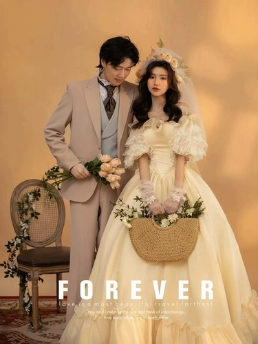 Фото тема свадебное платье 2022 Французская ретро -масляная живопись сад ветер