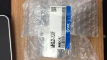Japan brand new original SMC cylinder MHQJ2-20SF fake one penalty ten