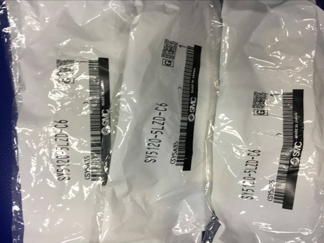 SMC brand new original fitted solenoid valve SY5120-5LZD-C6 C8 5HZ 5DZ spot