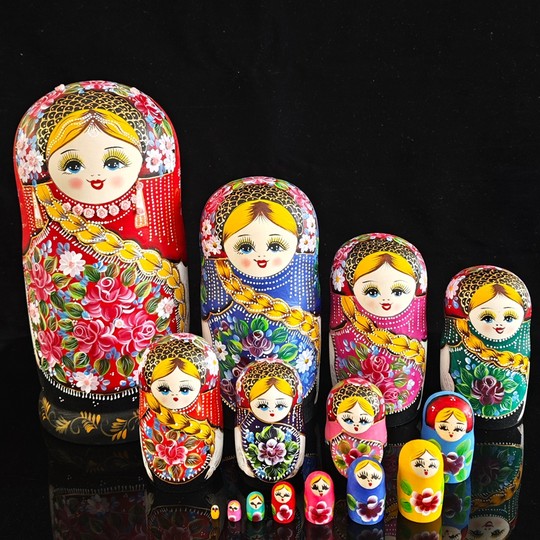 Pure hand-painted eco-friendly Russian matryoshka doll 15 layers of basswood