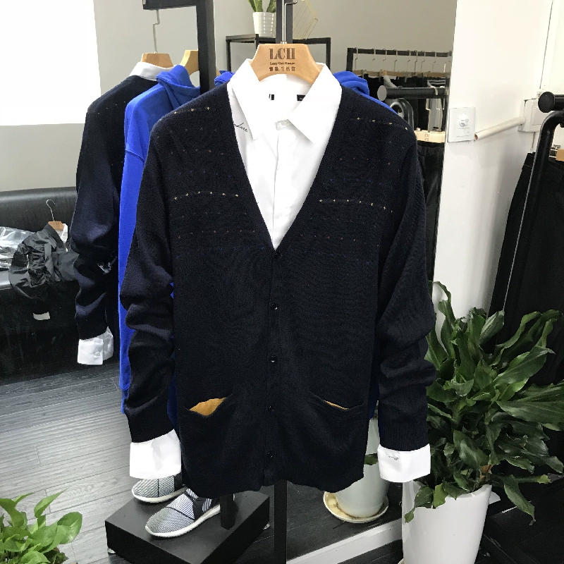 Xu hướng thời trang nam S2 Tất cả các trận đấu Áo len len cho nam Áo len dệt kim Casual Navy Áo len Jacquard màu xanh - Cardigan