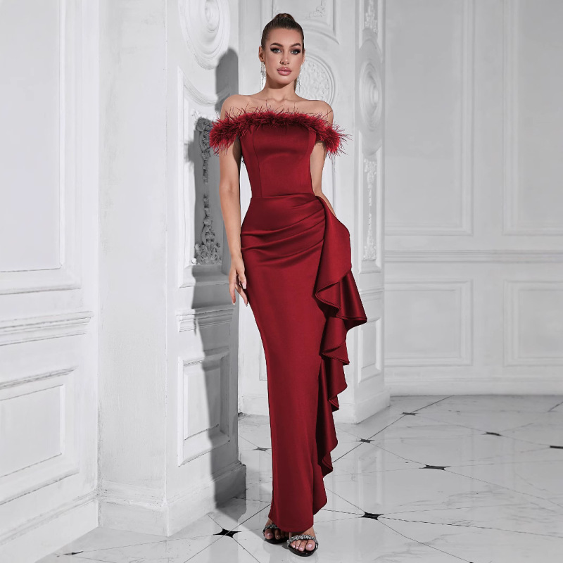 Dress European and American Style New Solid Color One-Shoulder Ruffle Hem Split Hem Feather Splicing Design Gown Dress Dress European and American Style New Solid Color One-Shoulder Ruffle Hem Split Hem Feather Splicing Design Gown Dress