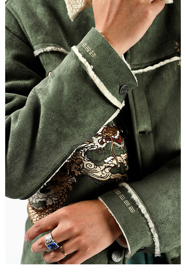 三省六部主线·三龙柄·重工刺绣麂皮羊羔毛拼接防寒保暖机车外套详情10