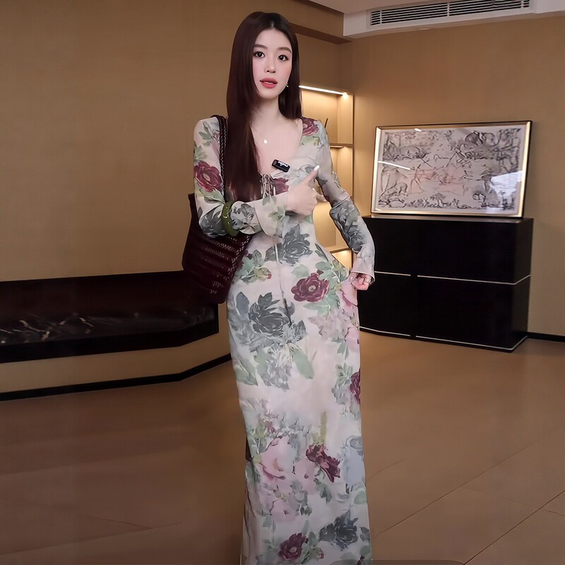 French Pastoral Style Oil Painting Rose Print Dress for Women 2026 Spring and Summer Long-Sleeved Slim Fit Sexy Long Dress