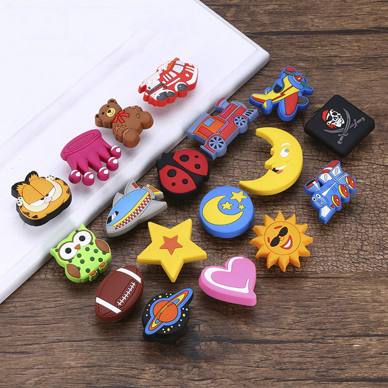 Punch-free adhesive small baby Children's room Bedroom handle Cartoon Cabinet Door Bed Head Cabinet Drawer handle