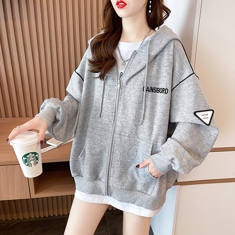 2022 Early Fall New Pregnant Women Coats Fashion Loose Pregnancy Late pregnancy Short-style cardiovert blouses with clot-Taobao