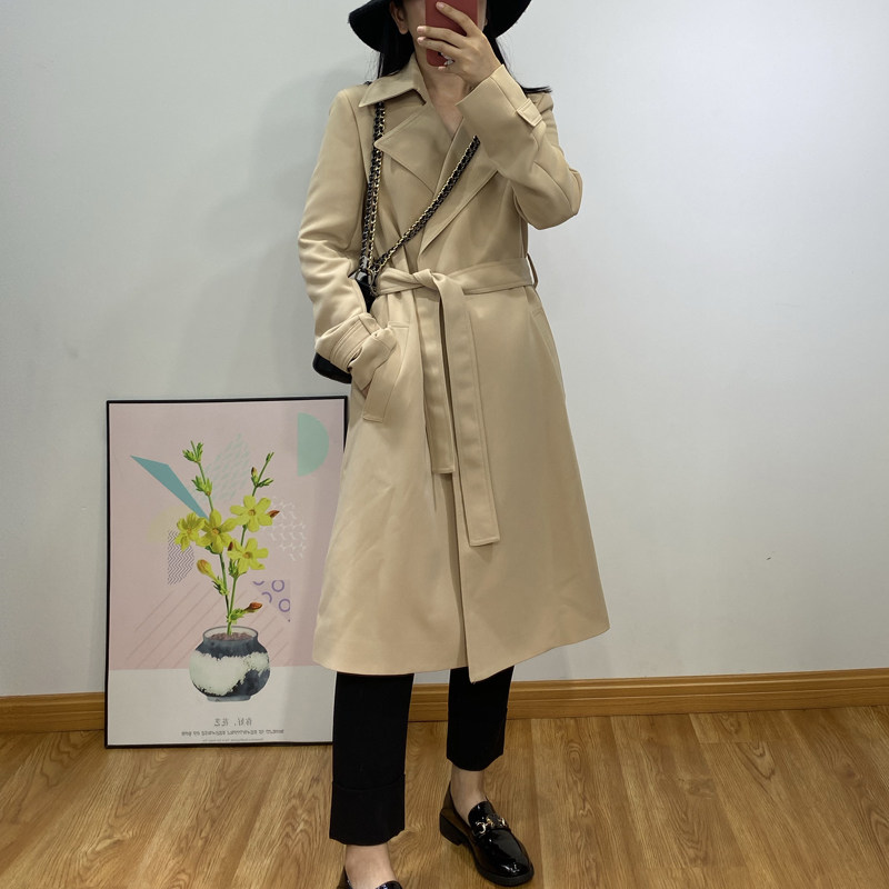 TH home ~ foundry out of the 2020 autumn and winter catwalk models wrap-style hanging full acetate fiber long version of the windbreaker