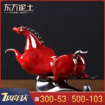 Oriental earth ceramic horse ornaments Crafts Creative living room office desktop wine cabinet Tangma home decoration