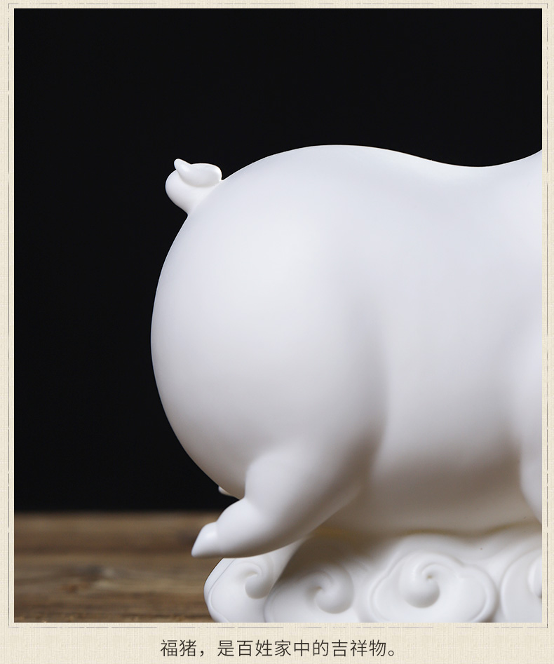 East mud dehua white porcelain pig desktop decoration handicraft furnishing articles furnishing articles office/flying"