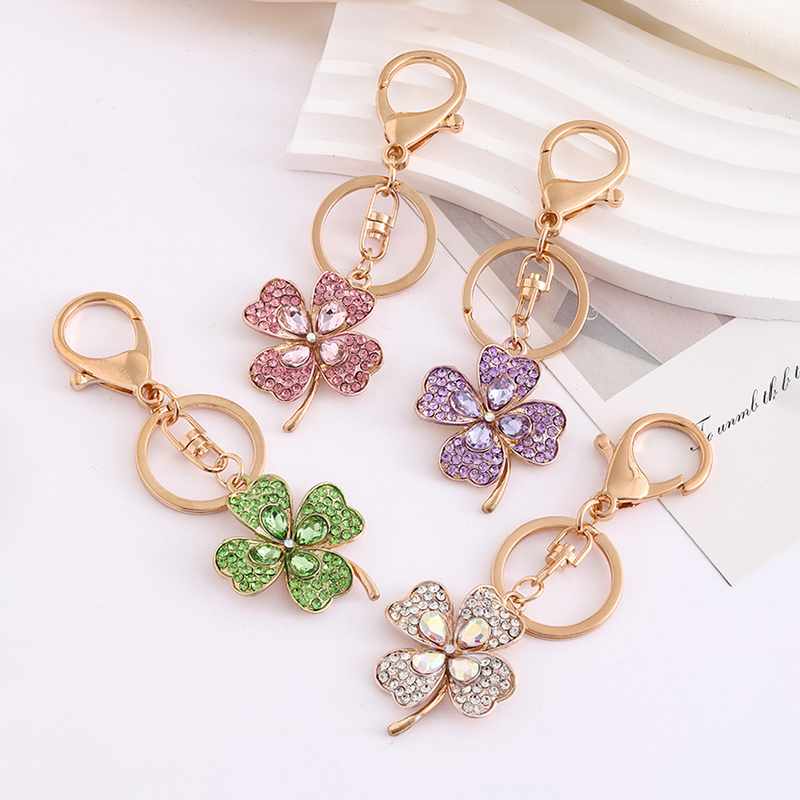 Diamond-Encrusted Lucky Four-Leaf Clover Car Keychain Metal Women's Bag Pendant Key Chain Ring Creative Pendant Exquisite Gift Diamond-Encrusted Lucky Four-Leaf Clover Car Keychain Metal Women's Bag Pendant Key Chain Ring Creative Pendant Exquisite Gift