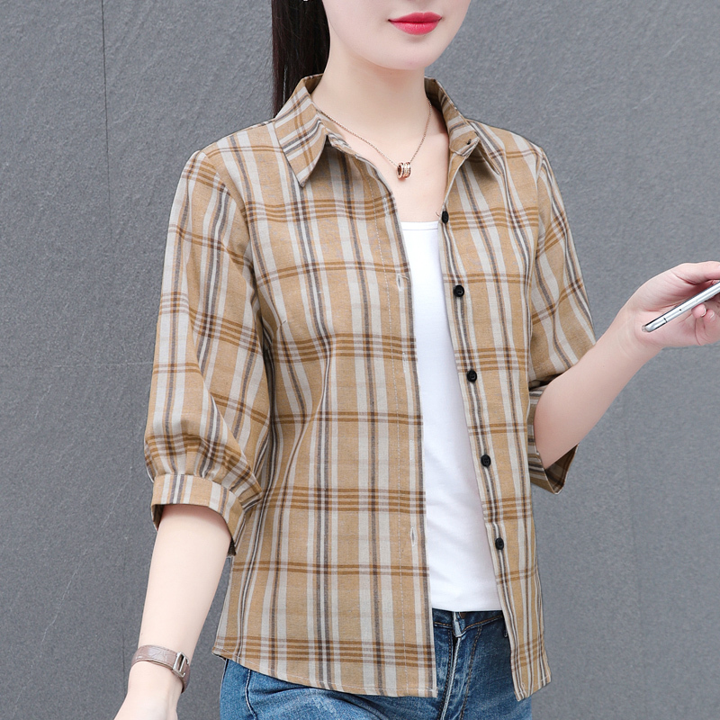 Plaid Shirt for Women, Three-Quarter Sleeves, New Summer Style, Mom's Clothing, Stylish Shirt, Mid-Sleeve, Fashionable, Slimming, Cotton Top