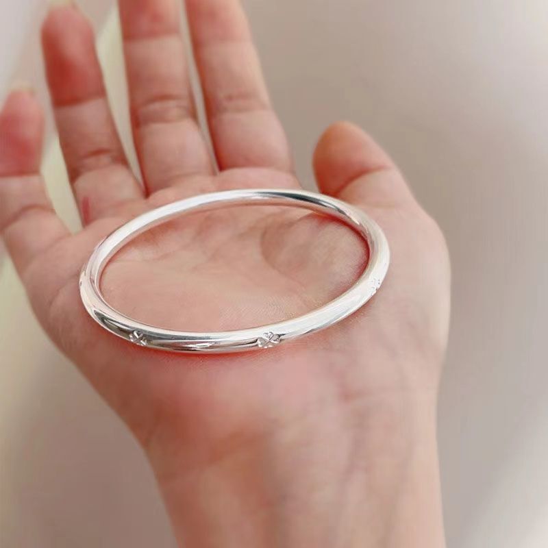 Four-Leaf Clover Silver Bracelet 9999 Pure Silver Women's Plain Ring Closed Loop Solid Young Style Personalized Fashion Gift Pure Silver Bracelet Four-Leaf Clover Silver Bracelet 9999 Pure Silver Women's Plain Ring Closed Loop Solid Young Style Personalized Fashion Gift Pure Silver Bracelet