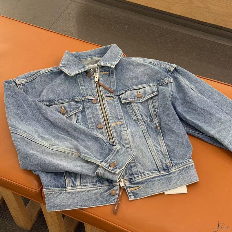 Celine New Style Front Flap Buttoned Double Pocket Washed Vintage Zipper Denim Jacket for Women and Men
