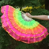 Танцы танца фанатов квадратной танец танец янге детский двойной выступление, одна пара рук, одна пара постепенно становится марлейским вентилятором