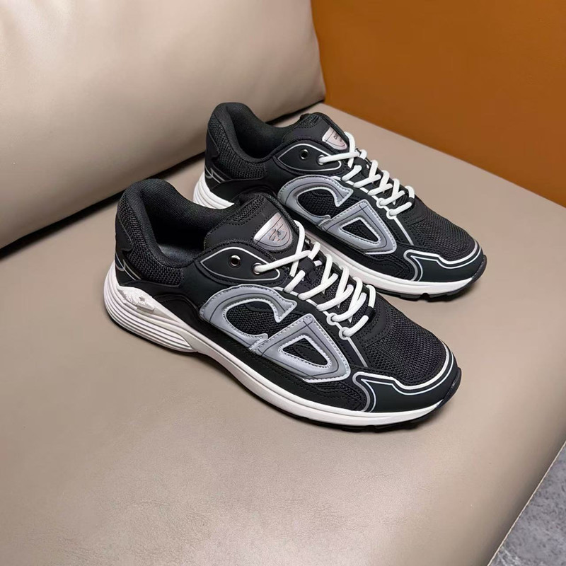 European Men's Shoes 2025 New Trendy Brand High-End Light Luxury Lightweight Comfortable Non-Tiring Dad Shoes Casual Shoes